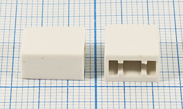 колпачок-толкатель 3,3x3,3\10x5,5x10,7\пл\бел\\ колпачок-толкатель 3,3x3,3\10x5,5x10,7\пл\бел\\